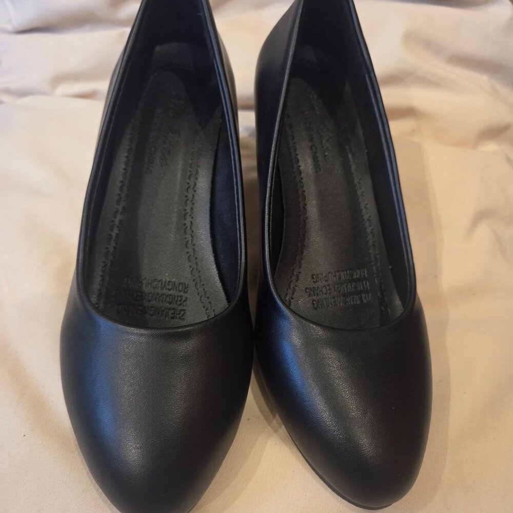 Black Court Shoes.